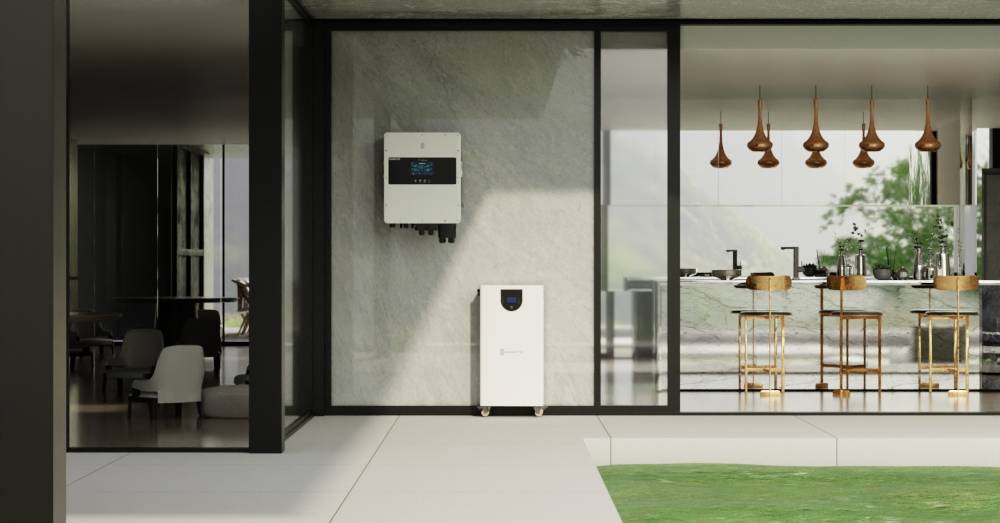 20241101 What are the benefits of a hybrid inverter 01(1)